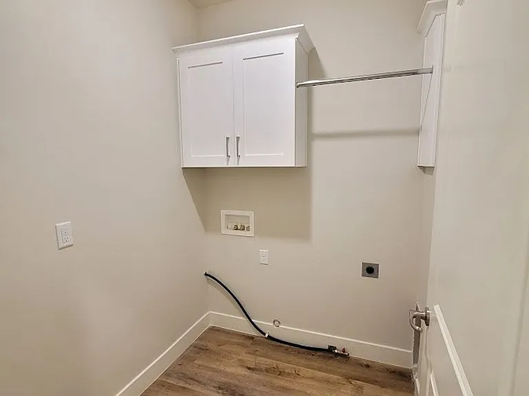 538 N 550 W — Photo 11