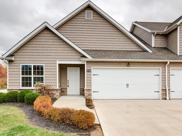 6746 Bayside Dr #49, Madison, OH 44057