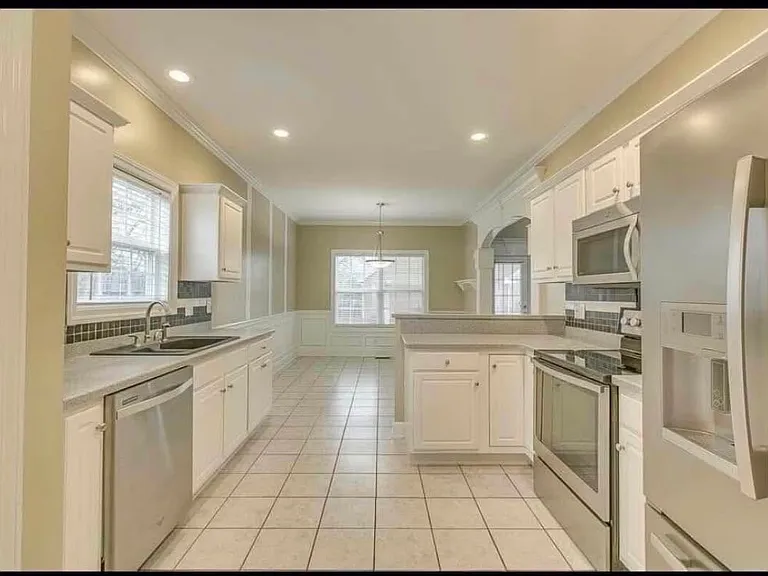 4133 Olivet Dr — Photo 7
