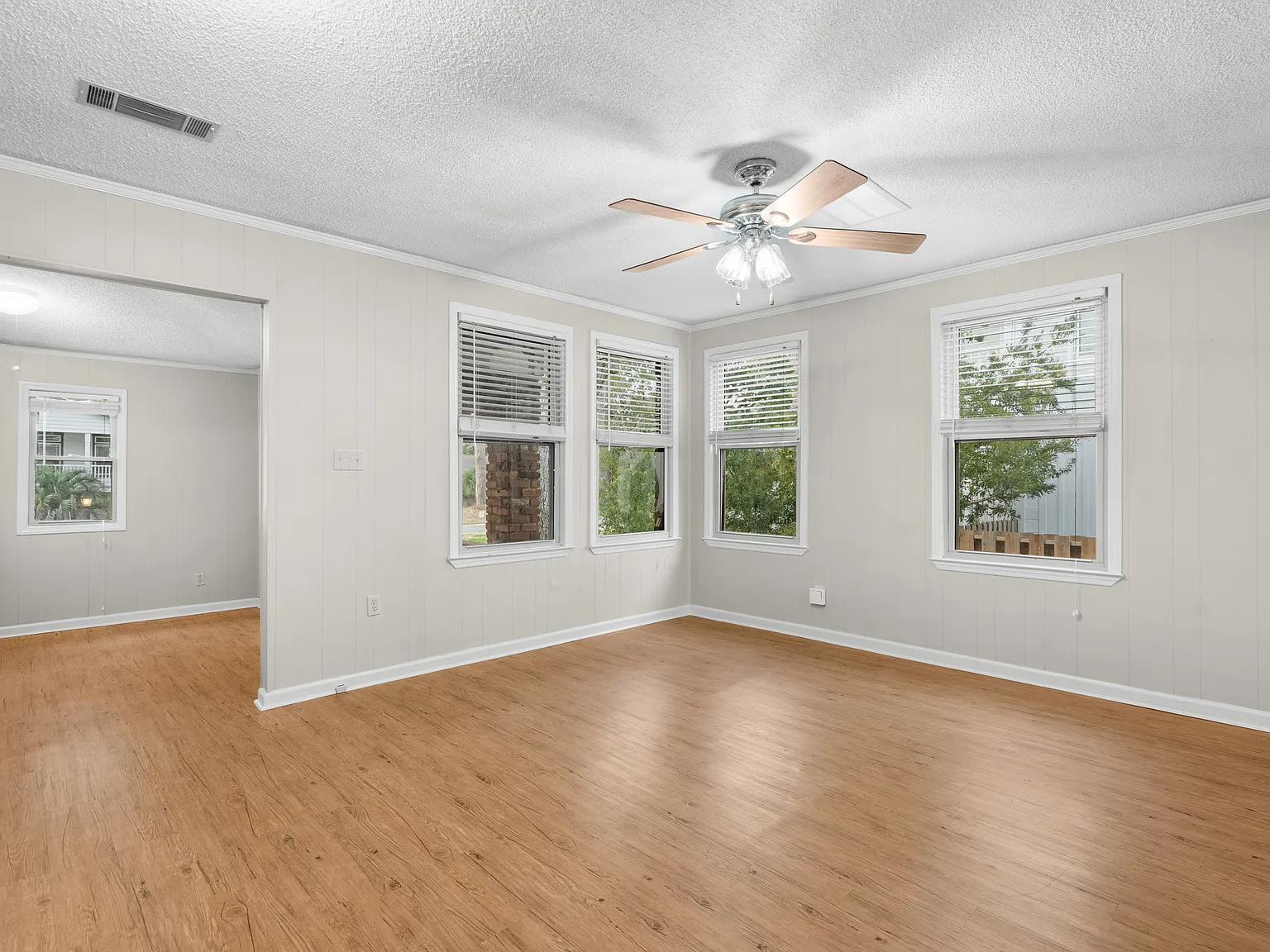3 bed, 1428 sqft, $2,800 — Photo 4