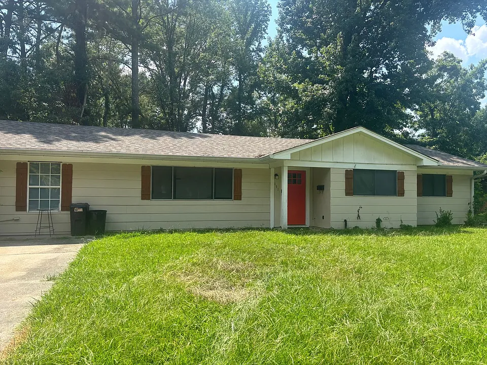 151 Chatham Cir