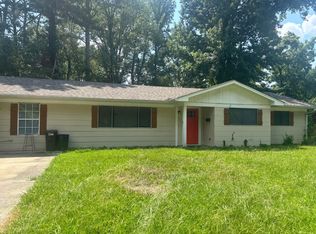 151 Chatham Cir, Jackson, MS 39206