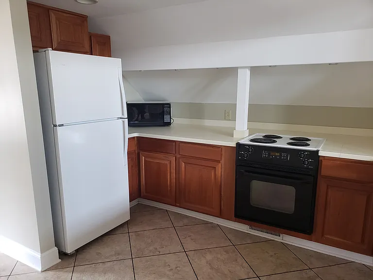 725 E Saint Clair St #5 — Photo 16