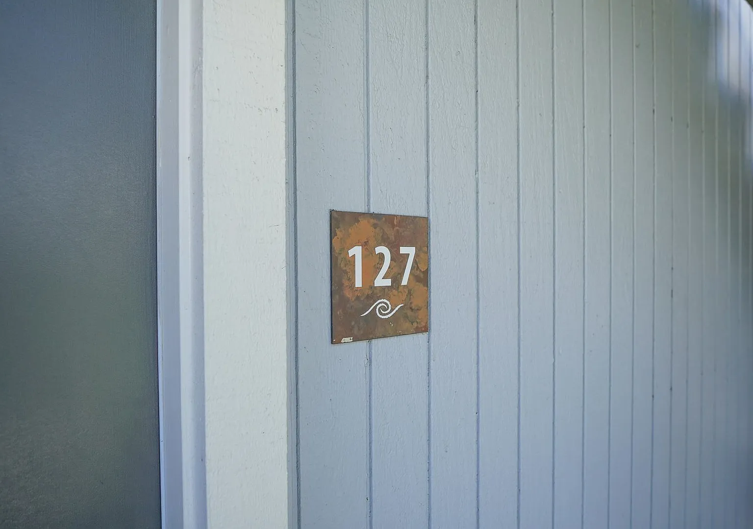 Available One Bedroom Condo In The Cove At Marina Bay! — Photo 4
