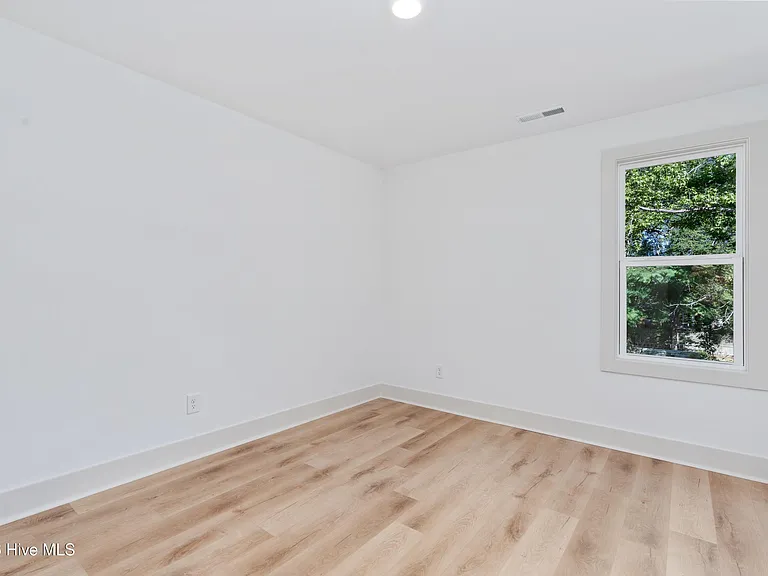 1106 Tree Canopy Way — Photo 28