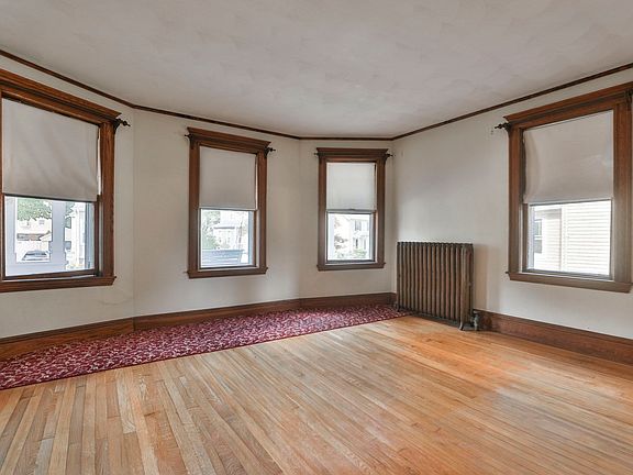 2nd image of 61 Belcher Cir
