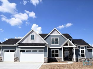 9534 Rockingham Dr, Whitehouse, OH 43571