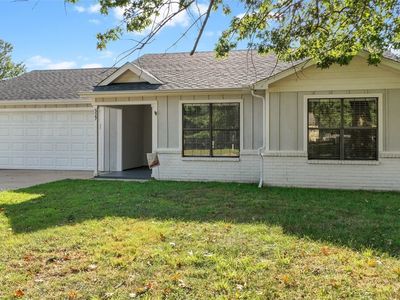 327 Township Dr, Centerton, AR, 72719