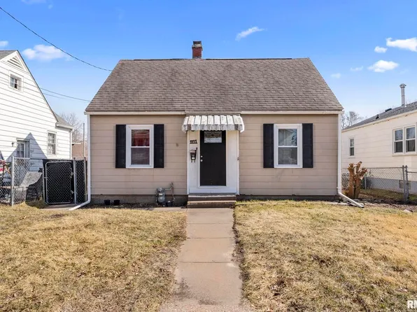 1111 S Concord St, Davenport, IA 52802