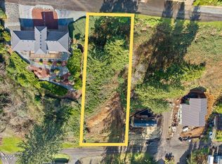 612 Fir Ave, Garibaldi, OR