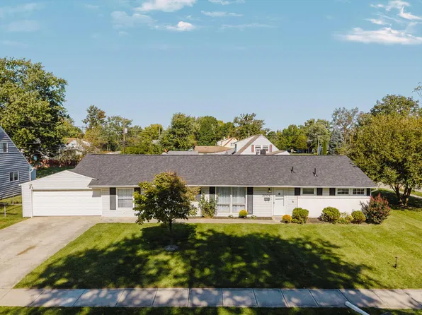 3004 Wendy Ln, Grove City, OH 43123