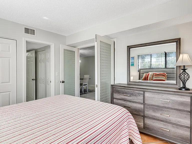 110 Cypress Way E #F8 — Photo 22