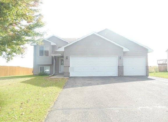1st image of 1528 Cedar Dr S
