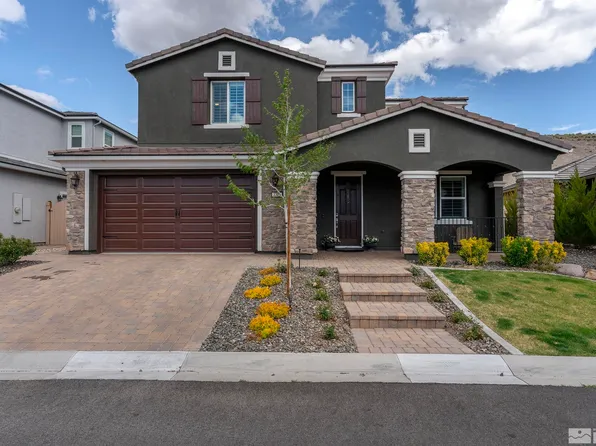 3325 Show Jumper Ln, Reno, NV 89521