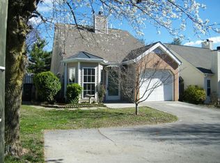 5038 Rowan Rd, Knoxville, TN 37912