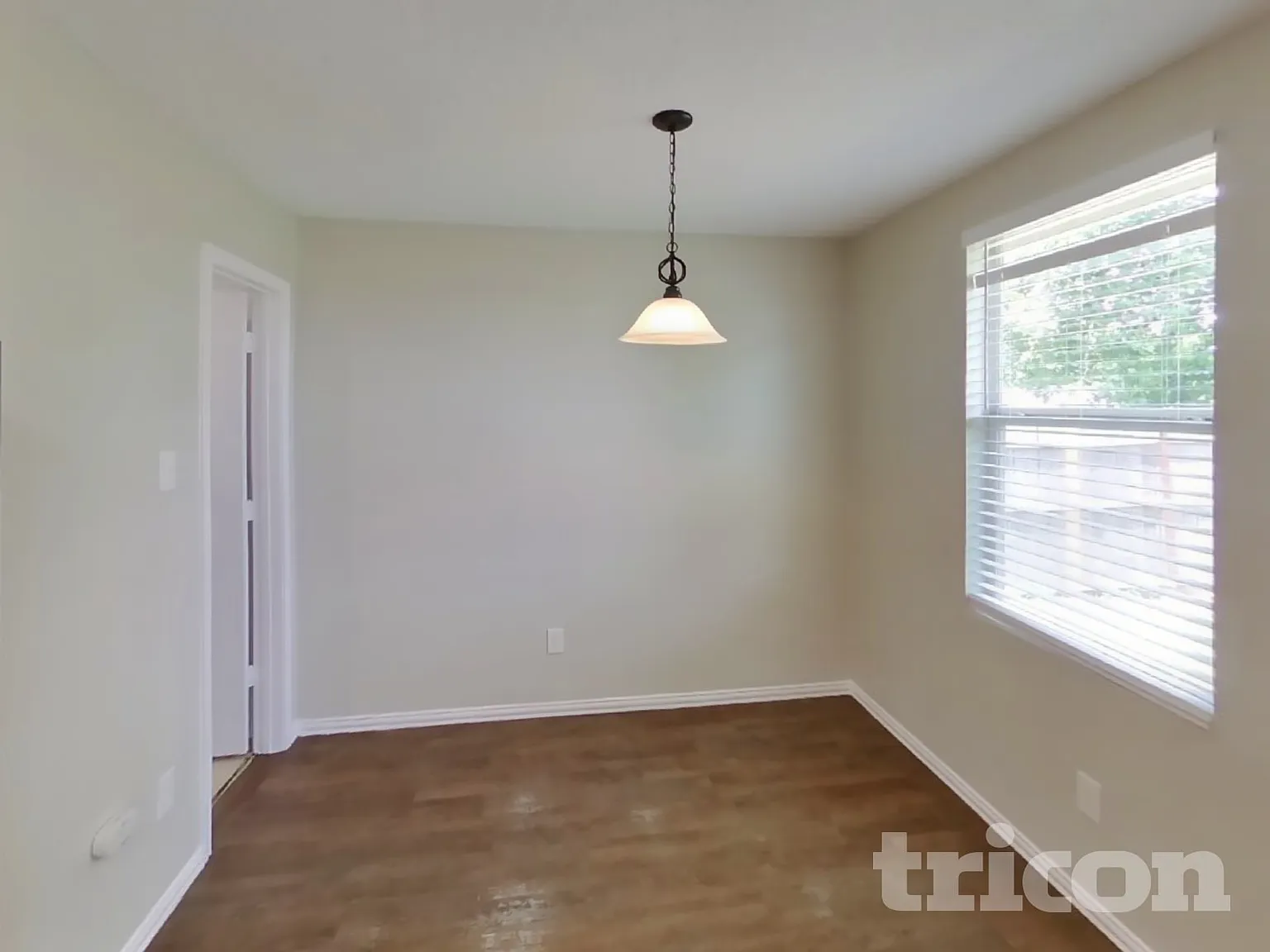 105 Phlox Lane Burleson TX — Photo 4
