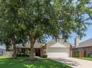 5211 Spring Oak Dr, Pasadena, TX 77505