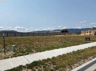 10806 Carrie Way, La Grande, OR 97850