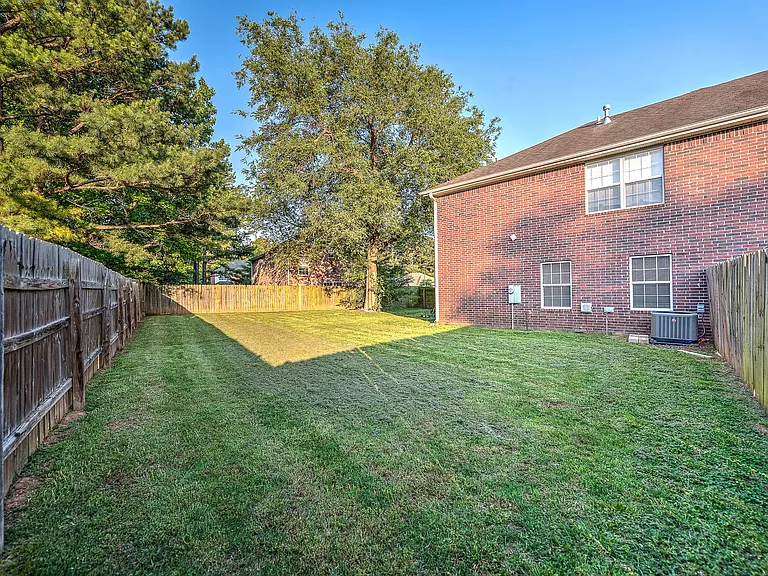 1729 N Willowbrook Dr — Photo 20