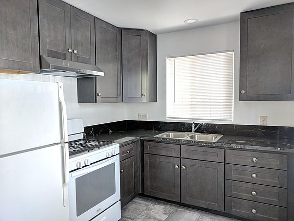 4th image of 4656 34th St APT 1