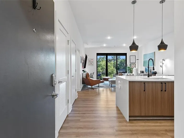 112 Rogers St #410 — Photo 4