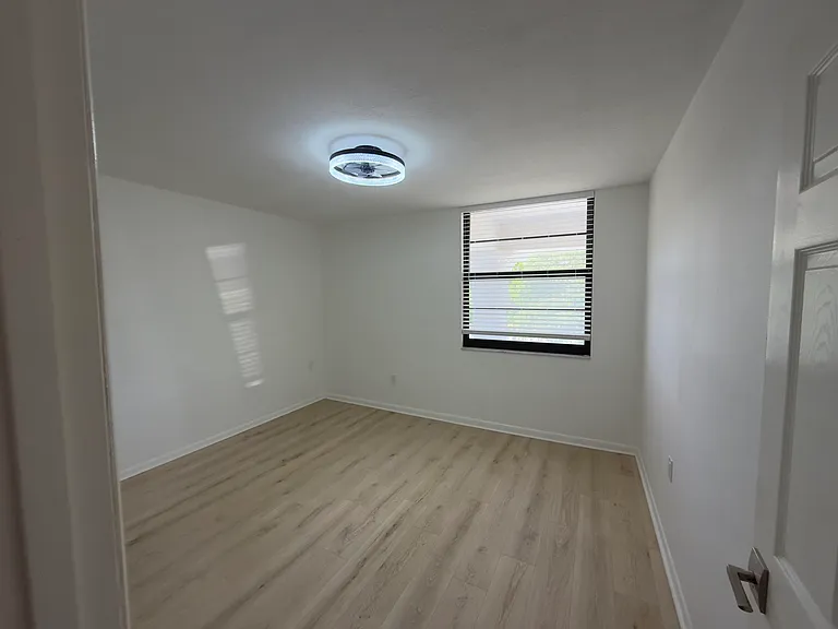 3710 Whitehall Dr #404 — Photo 19