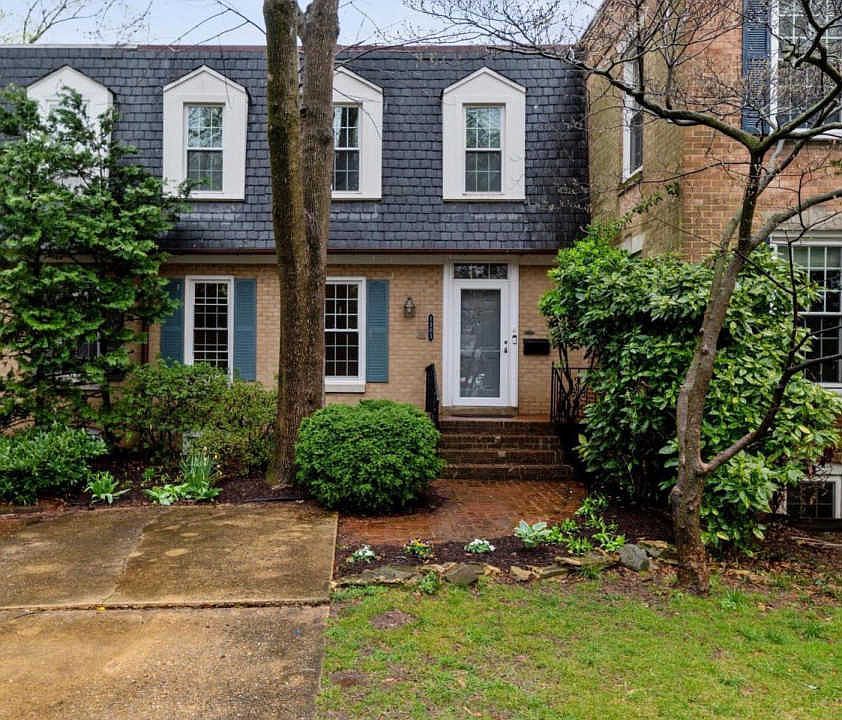 1st image of 1303 Lynnbrook Dr