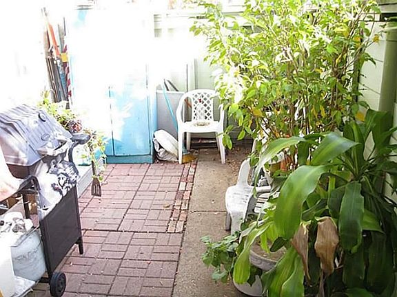 5th image of 3203 Carlisle St #144