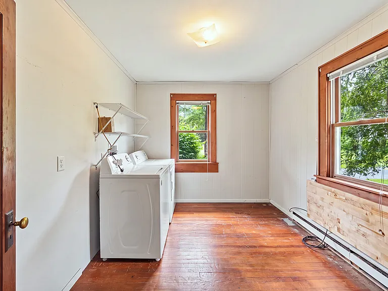 253 Thomas Rd — Photo 18