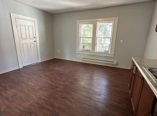 4082 E 67th St #3, Cleveland, OH