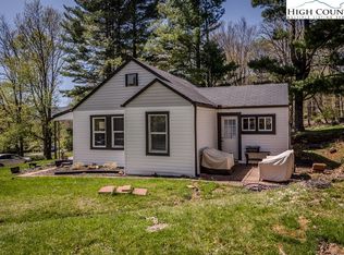 505 Mount Jefferson State Park Rd, West Jefferson, NC 28694