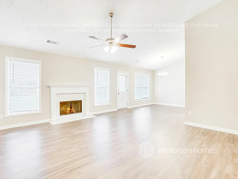 308 Devonshire Dr — Photo 4