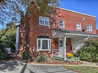 711 Skyline Dr, Lancaster, PA