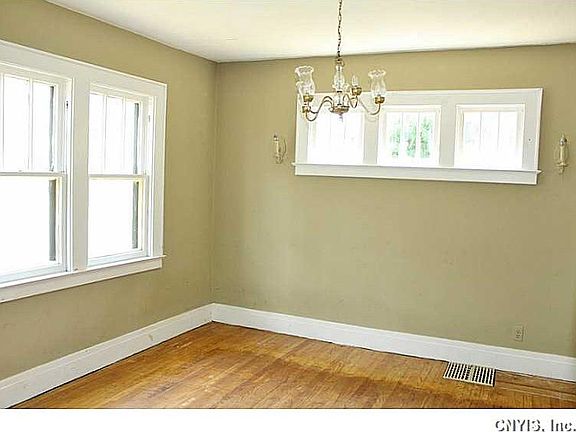 2nd image of 208 Hamden Dr