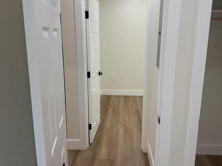 371 E 63rd St #1 — Photo 14