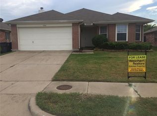 5541 Hunters Bend Ln, Dallas, TX 75249