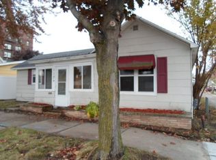 117 Chestnut St, Winona, MN 55987