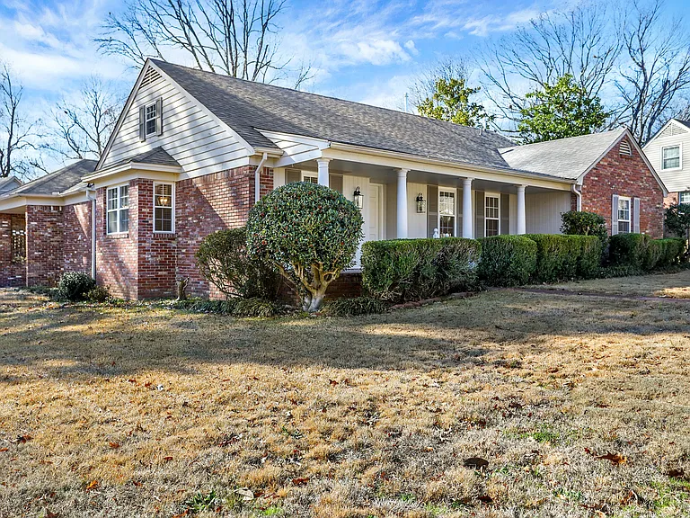 7133 Kings Castle Cv — Photo 32