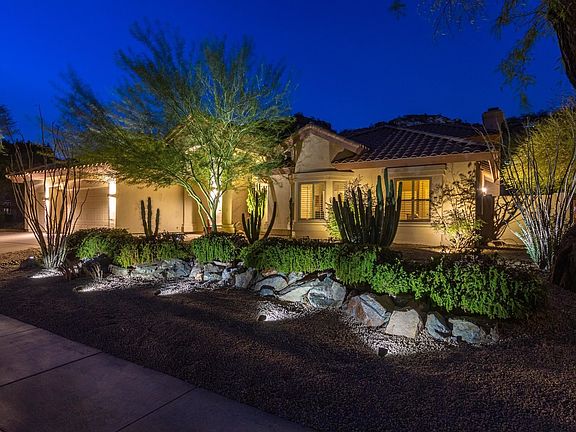5th image of 1724 E Cathedral Rock Dr