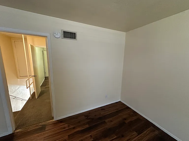 306 E Mitchell St #308D — Photo 5