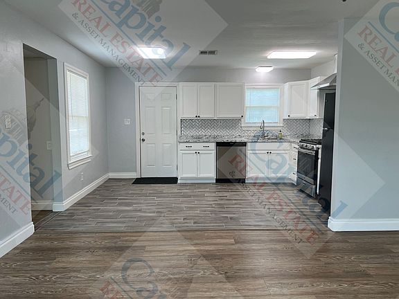 5th image of 4613 SE 27th St