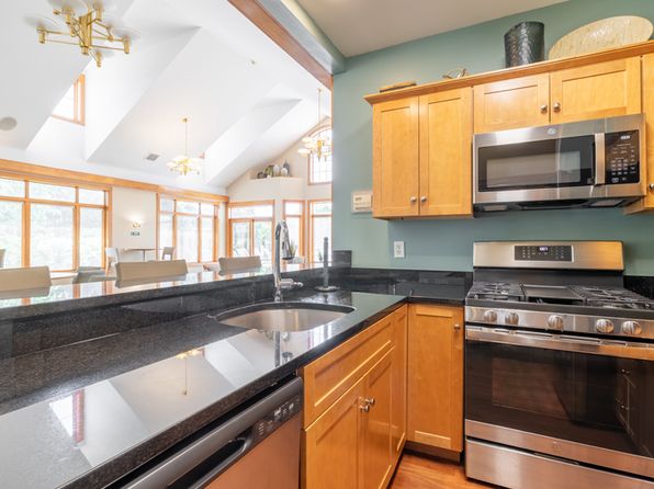 1 Norwest Dr #964