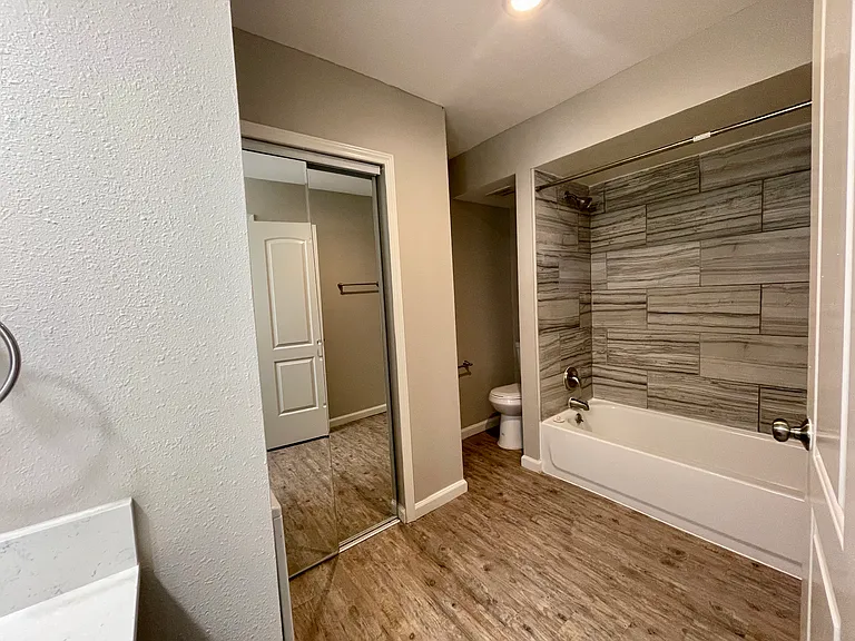 4546 1/2 Avenue A #101 — Photo 8