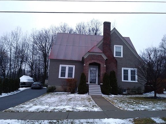 4th image of 84 Grace Ave