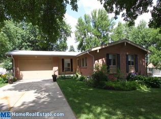 841 E Sanborn Dr, Lincoln, NE 68505