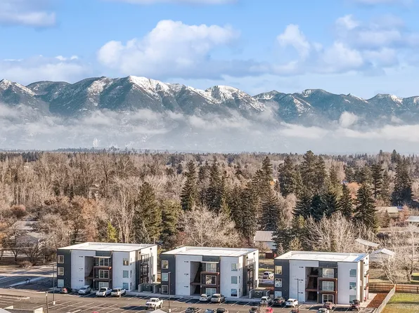 126 E Evergreen Dr, Kalispell, MT