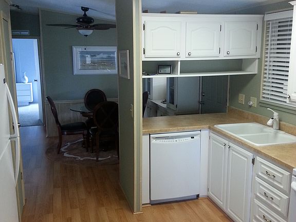 Kitchen - newer laminate&app