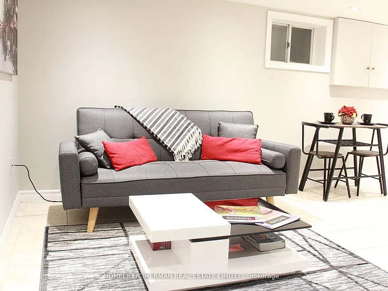 618 Winona Dr #BASEMENT — Photo 1