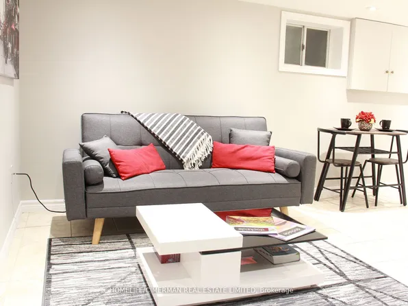 618 Winona Dr #Basement, Toronto, ON M6C 3V4