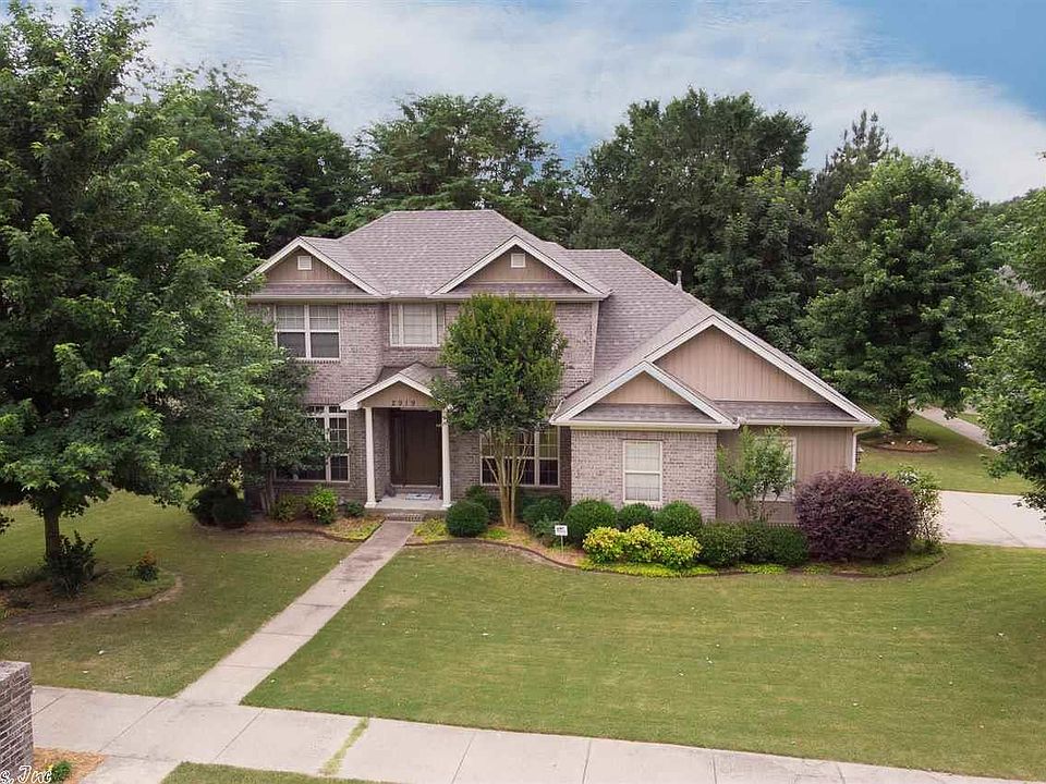 1st image of 2919 Mossy Creek Dr